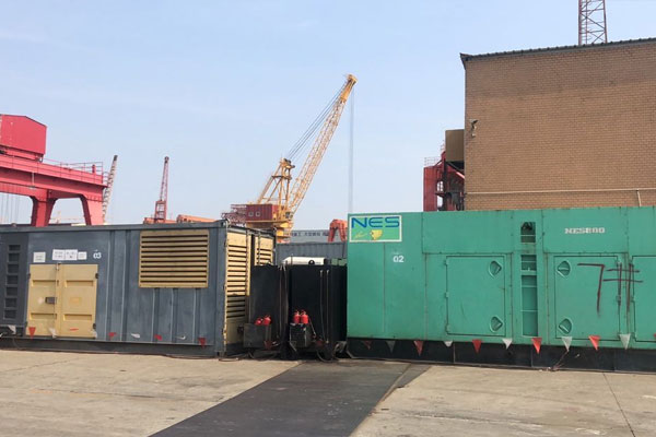 临泽发电机出租空气滤清器的清洁频率是多少？