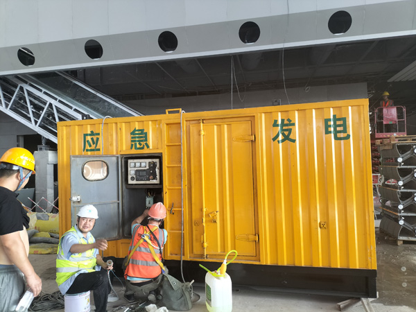 临泽怎样判断空气滤清器是否需要更换？